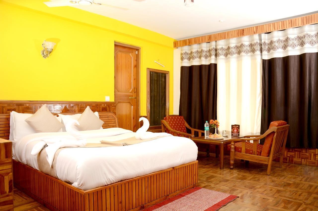 Hotel Rajhans Manali Екстер'єр фото