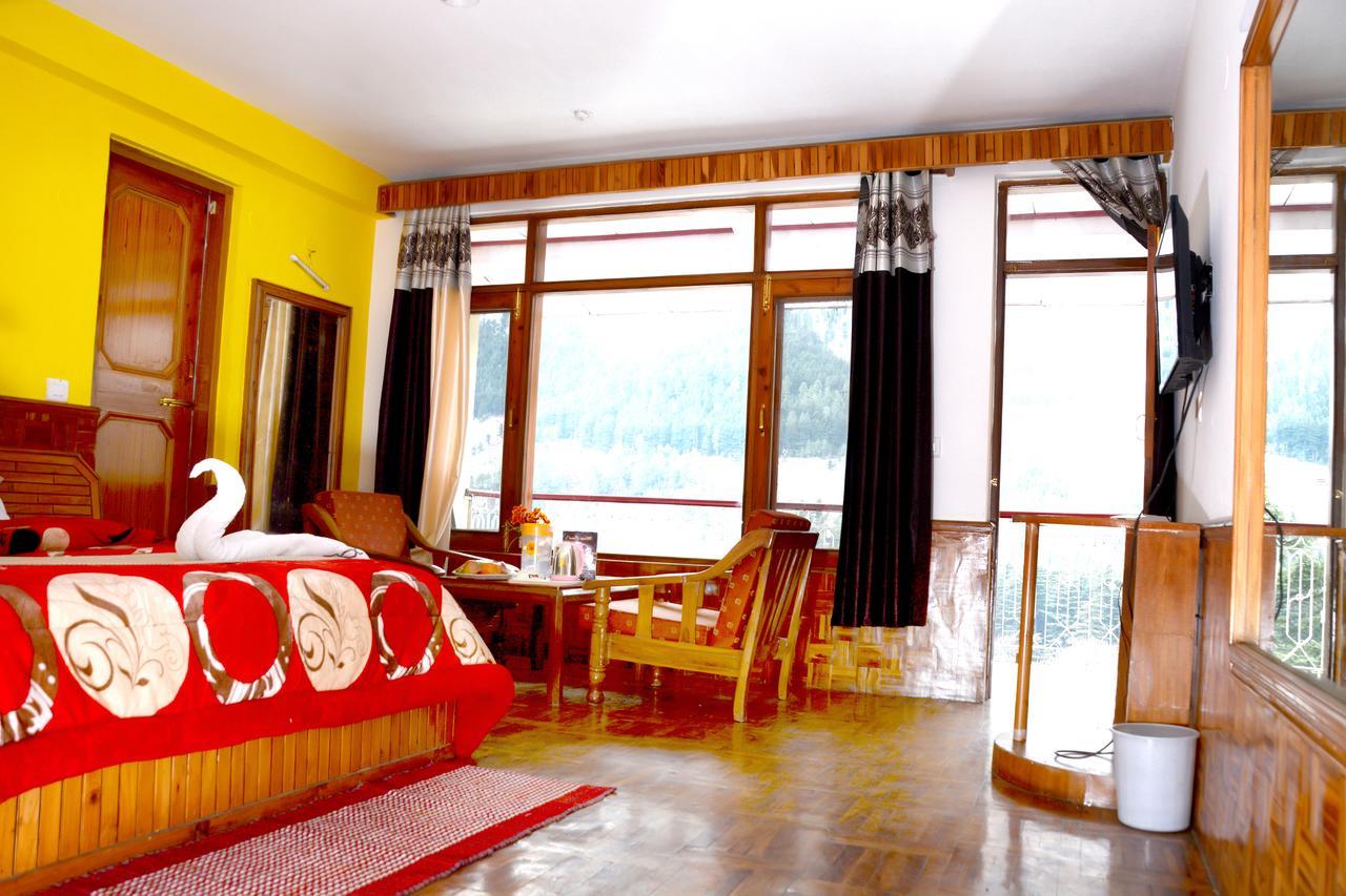 Hotel Rajhans Manali Екстер'єр фото